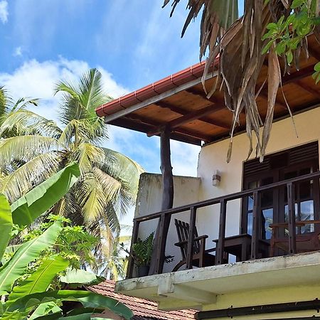 Bandulas Beach House Hikkaduwa Exterior foto