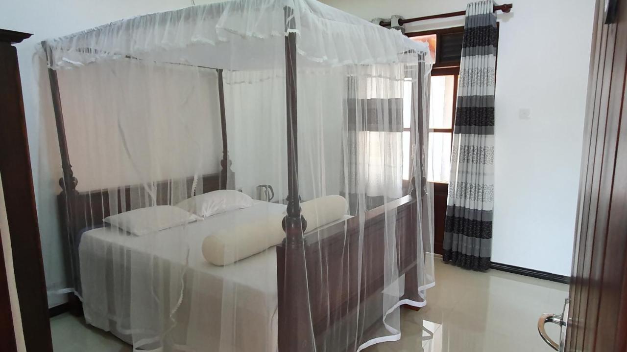 Bandulas Beach House Hikkaduwa Exterior foto